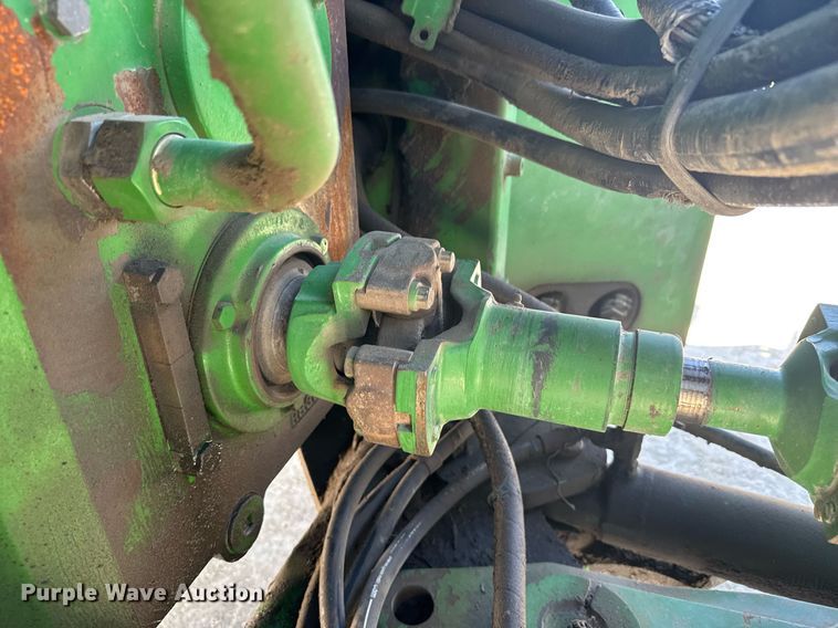 image for item NN9699 1991 John Deere 8760 4WD tractor