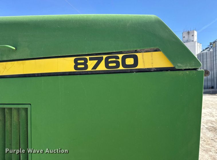 image for item NN9699 1991 John Deere 8760 4WD tractor