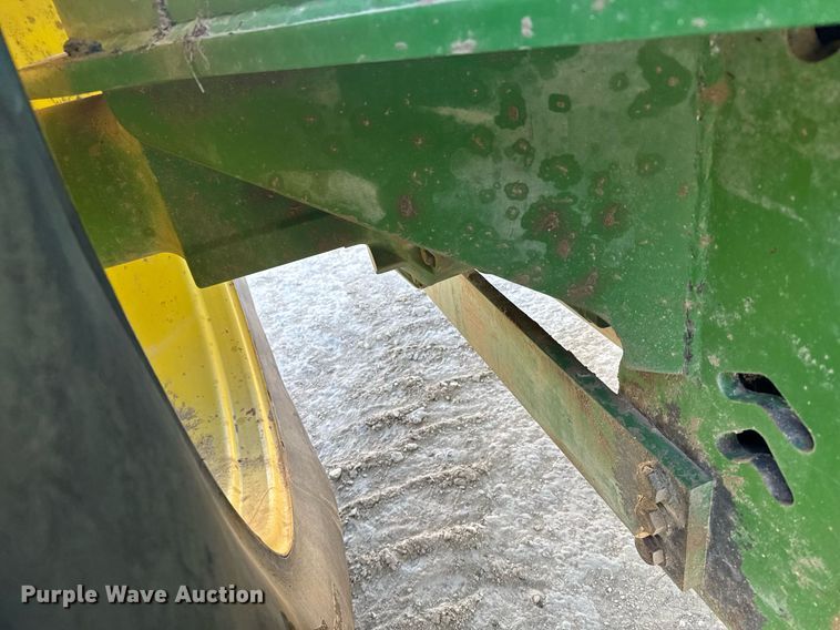 image for item NN9699 1991 John Deere 8760 4WD tractor