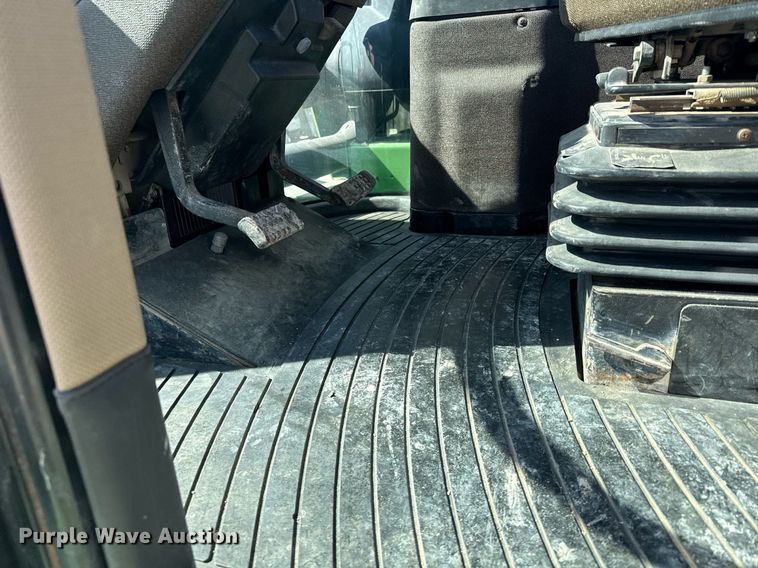 image for item NN9699 1991 John Deere 8760 4WD tractor