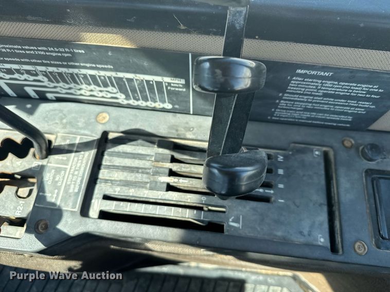 image for item NN9699 1991 John Deere 8760 4WD tractor