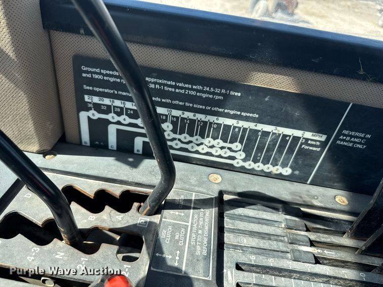 image for item NN9699 1991 John Deere 8760 4WD tractor