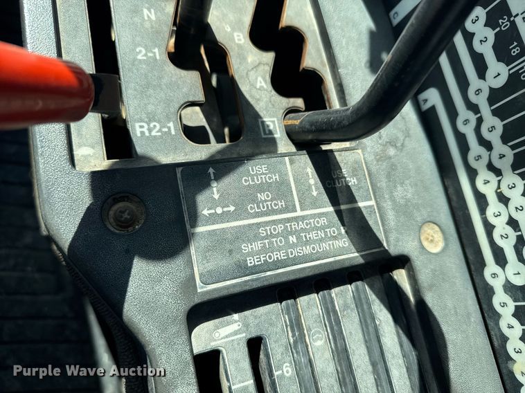 image for item NN9699 1991 John Deere 8760 4WD tractor