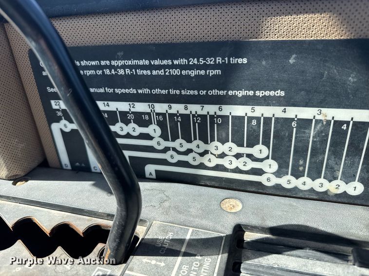 image for item NN9699 1991 John Deere 8760 4WD tractor