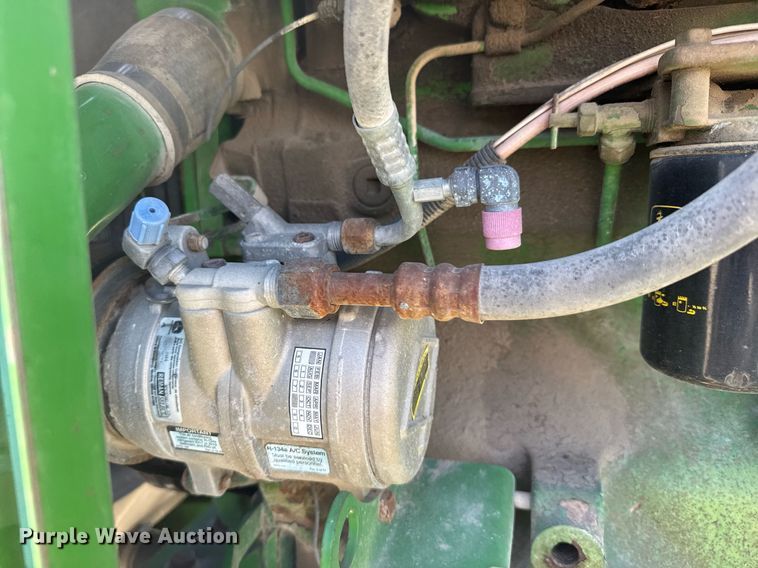 image for item NN9699 1991 John Deere 8760 4WD tractor