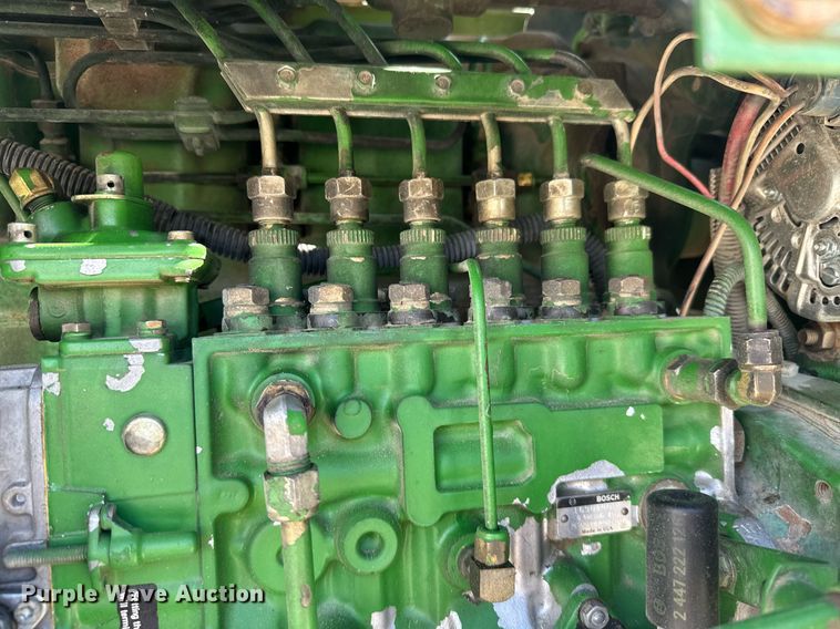 image for item NN9699 1991 John Deere 8760 4WD tractor