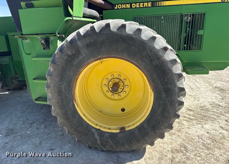 image for item NN9699 1991 John Deere 8760 4WD tractor