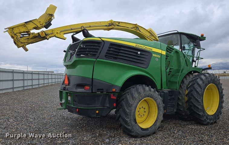 image for item YA0355 2019 John Deere 9800i forage harvester