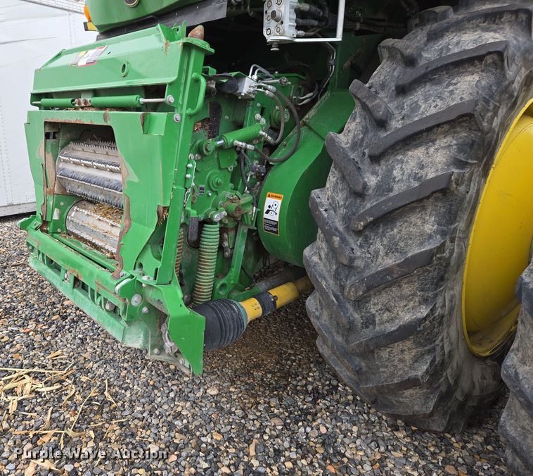 image for item YA0355 2019 John Deere 9800i forage harvester