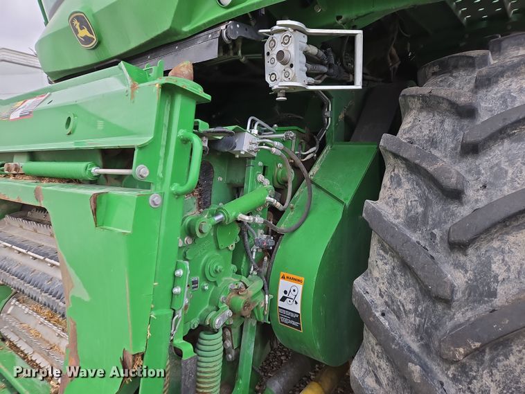 image for item YA0355 2019 John Deere 9800i forage harvester