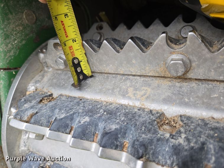 image for item YA0355 2019 John Deere 9800i forage harvester