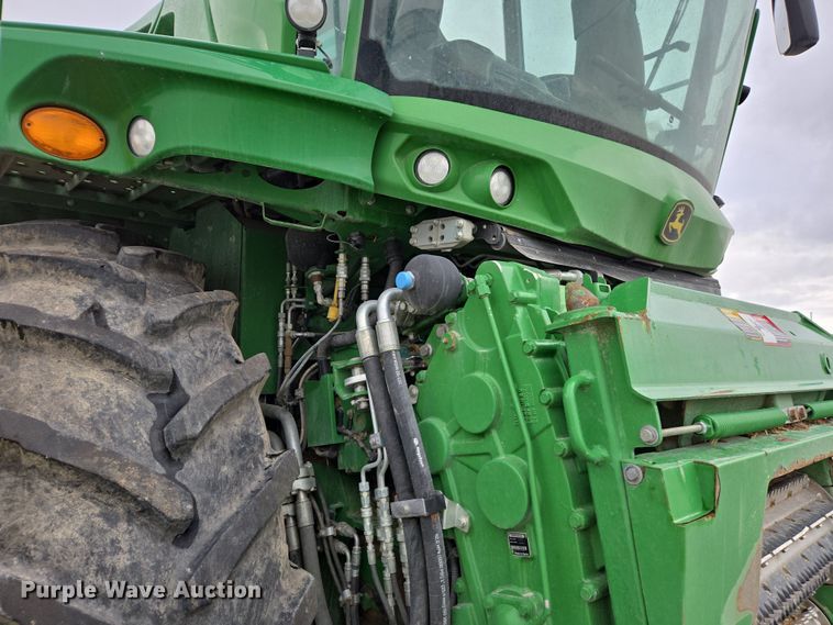 image for item YA0355 2019 John Deere 9800i forage harvester