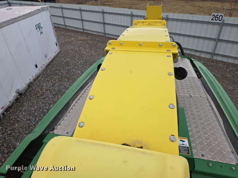 image for item YA0355 2019 John Deere 9800i forage harvester