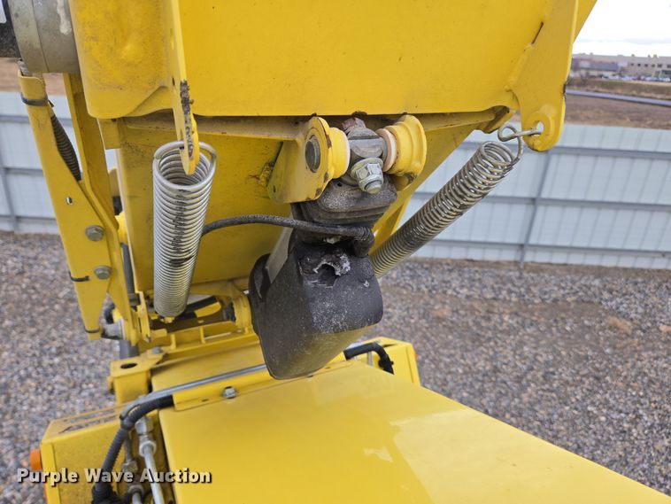 image for item YA0355 2019 John Deere 9800i forage harvester