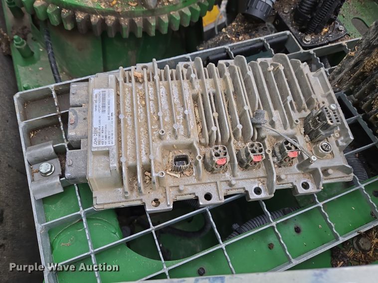 image for item YA0355 2019 John Deere 9800i forage harvester