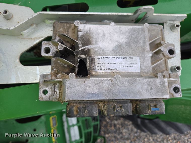 image for item YA0355 2019 John Deere 9800i forage harvester