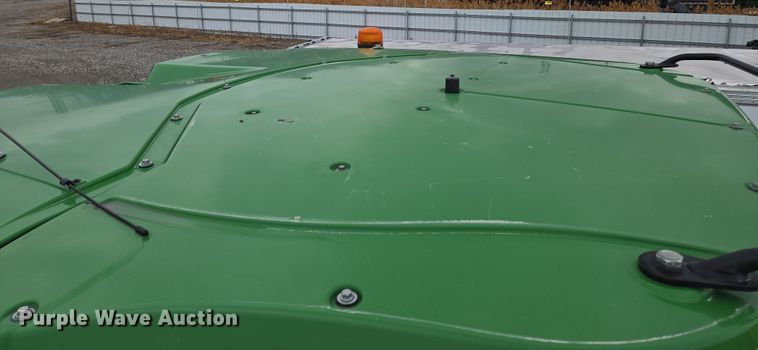 image for item YA0355 2019 John Deere 9800i forage harvester