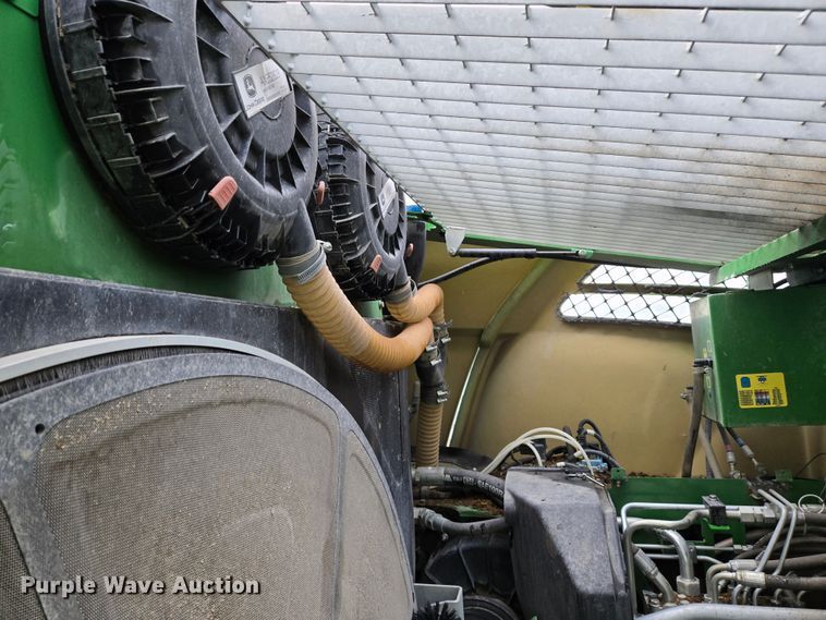 image for item YA0355 2019 John Deere 9800i forage harvester