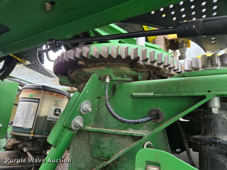 image for item YA0355 2019 John Deere 9800i forage harvester