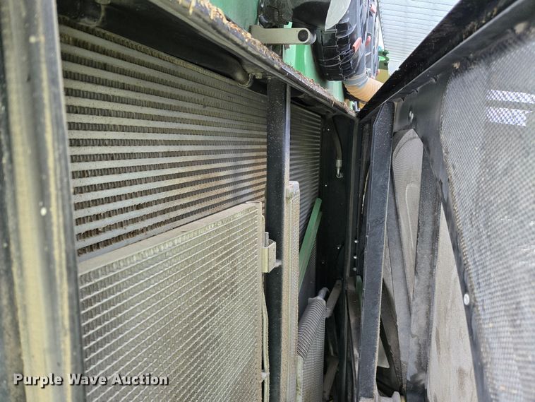 image for item YA0355 2019 John Deere 9800i forage harvester