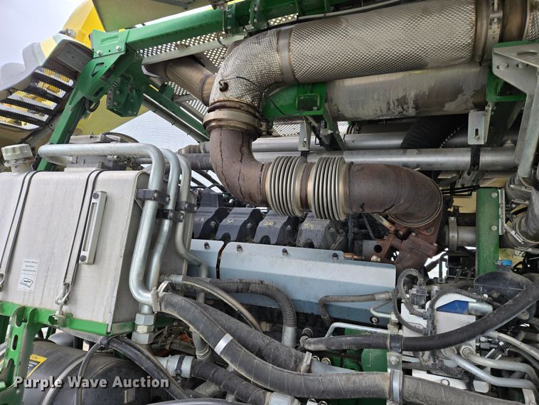 image for item YA0355 2019 John Deere 9800i forage harvester