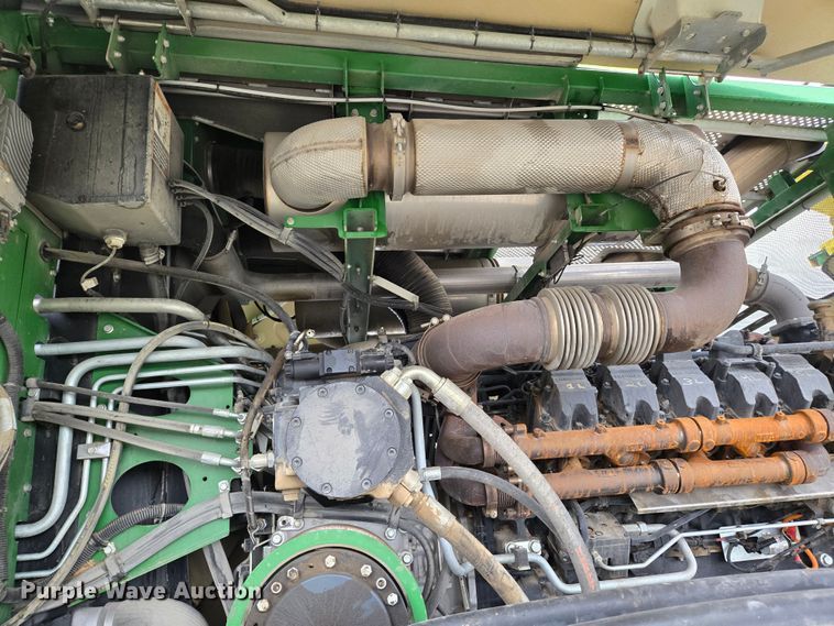 image for item YA0355 2019 John Deere 9800i forage harvester