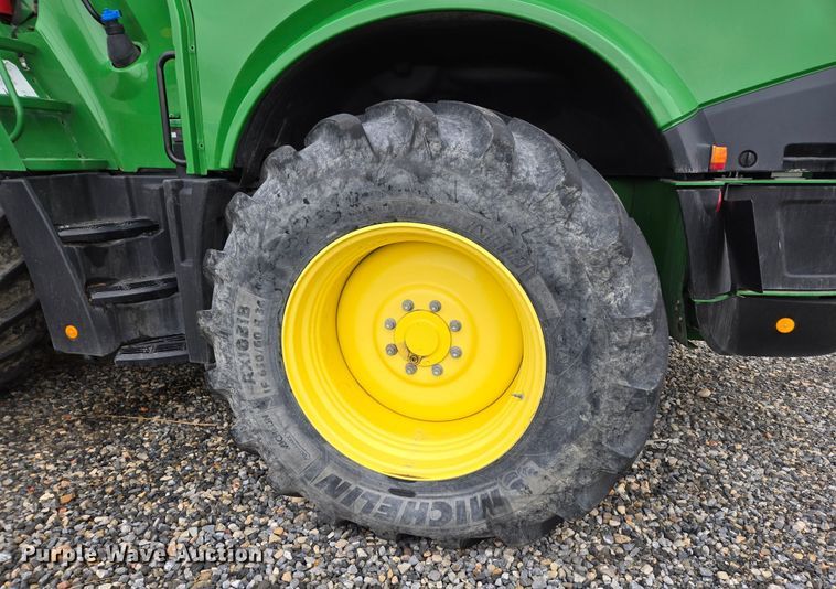 image for item YA0355 2019 John Deere 9800i forage harvester