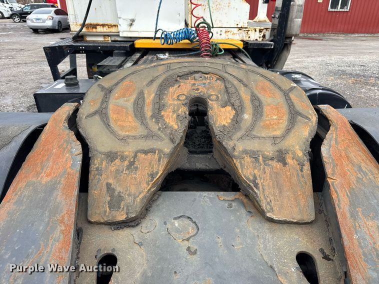 image for item DH9870 2011 Kalmar Ottawa 4x2 yard truck