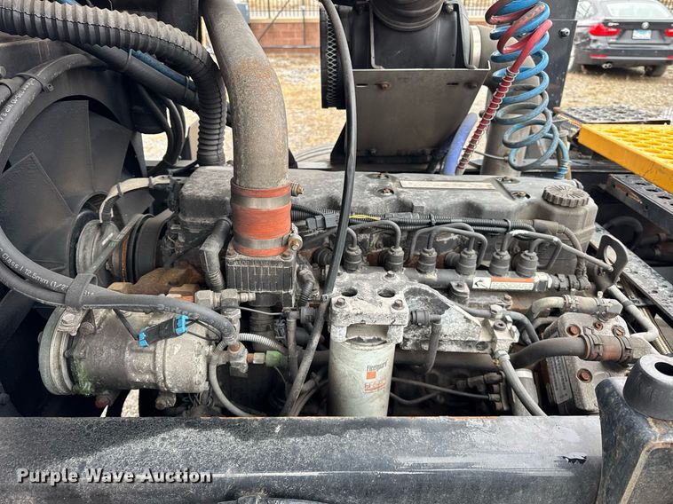 image for item DH9870 2011 Kalmar Ottawa 4x2 yard truck