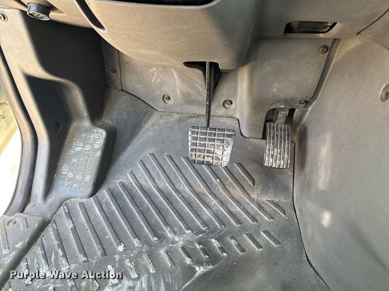 image for item DO0649 2019 International RH613 semi truck