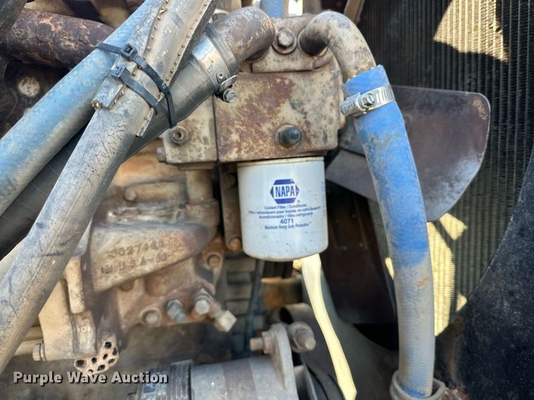 image for item DP6101 1987 International semi truck