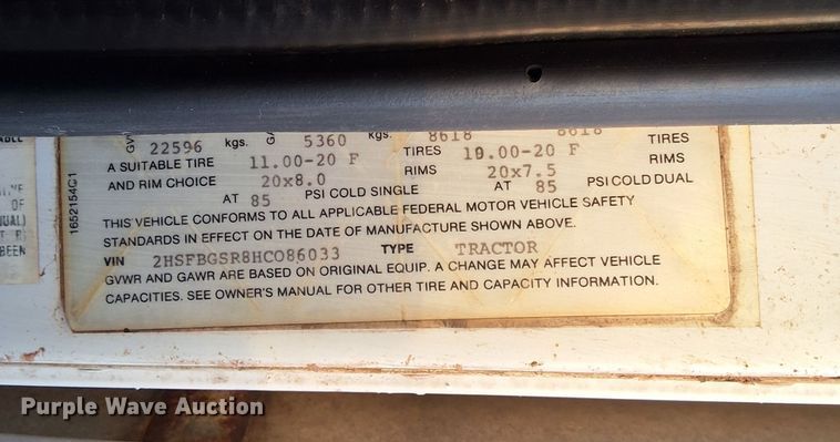 image for item DP6101 1987 International semi truck