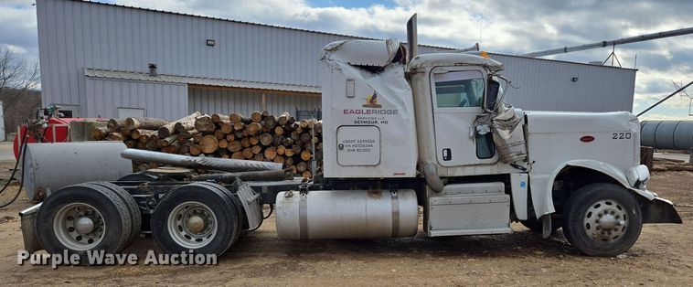 image for item DP6204 2017 Peterbilt MX-13 semi truck