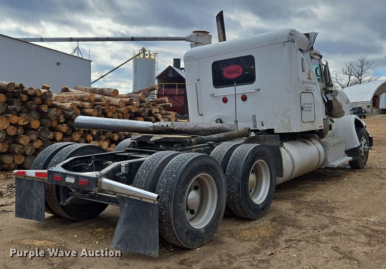 image for item DP6204 2017 Peterbilt MX-13 semi truck