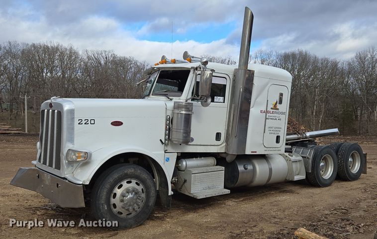 image for item DP6204 2017 Peterbilt MX-13 semi truck