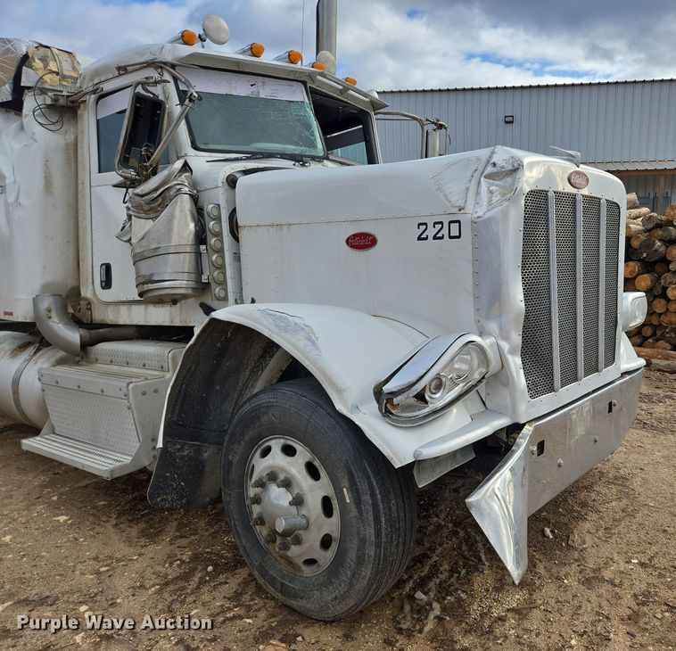 image for item DP6204 2017 Peterbilt MX-13 semi truck