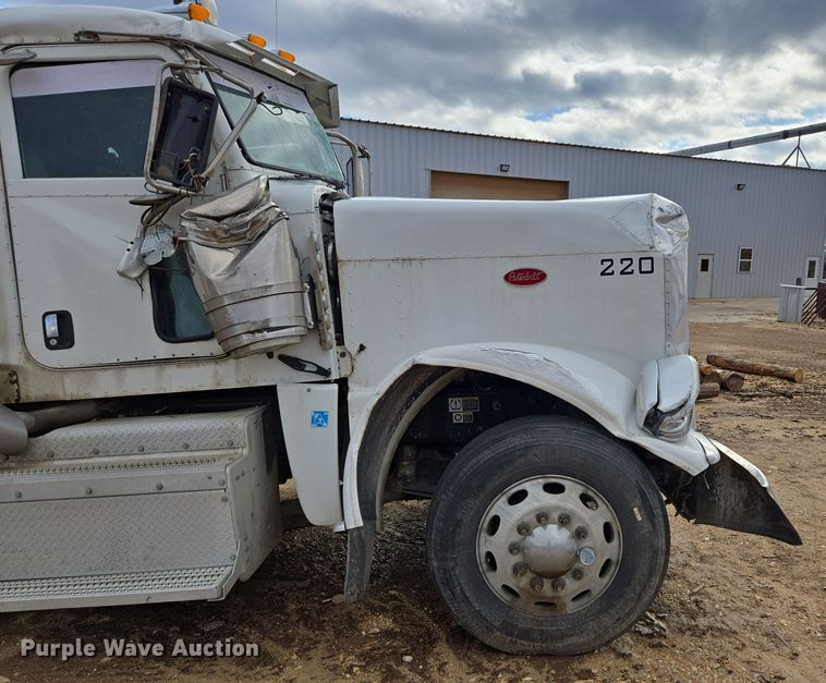 image for item DP6204 2017 Peterbilt MX-13 semi truck