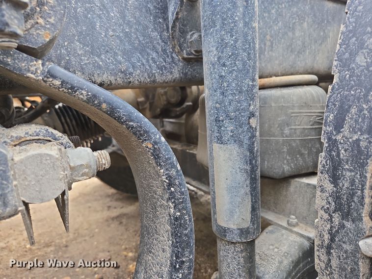 image for item DP6204 2017 Peterbilt MX-13 semi truck