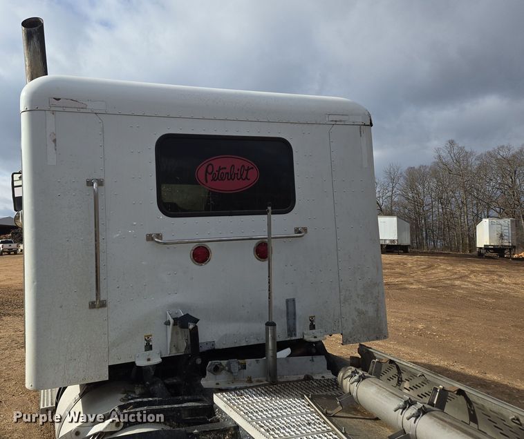 image for item DP6204 2017 Peterbilt MX-13 semi truck