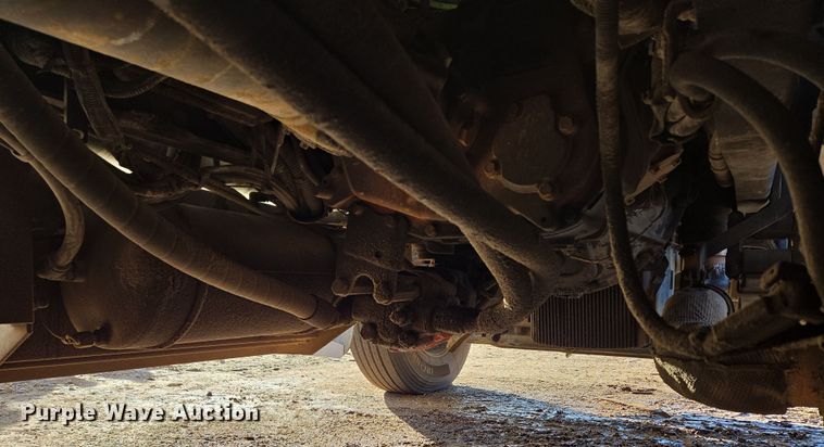 image for item DP6204 2017 Peterbilt MX-13 semi truck