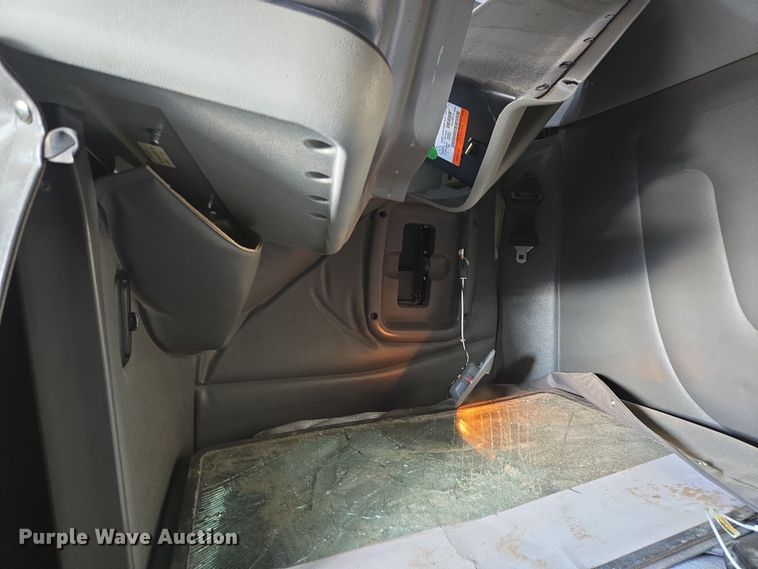 image for item DP6204 2017 Peterbilt MX-13 semi truck