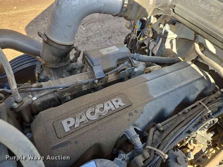 image for item DP6204 2017 Peterbilt MX-13 semi truck