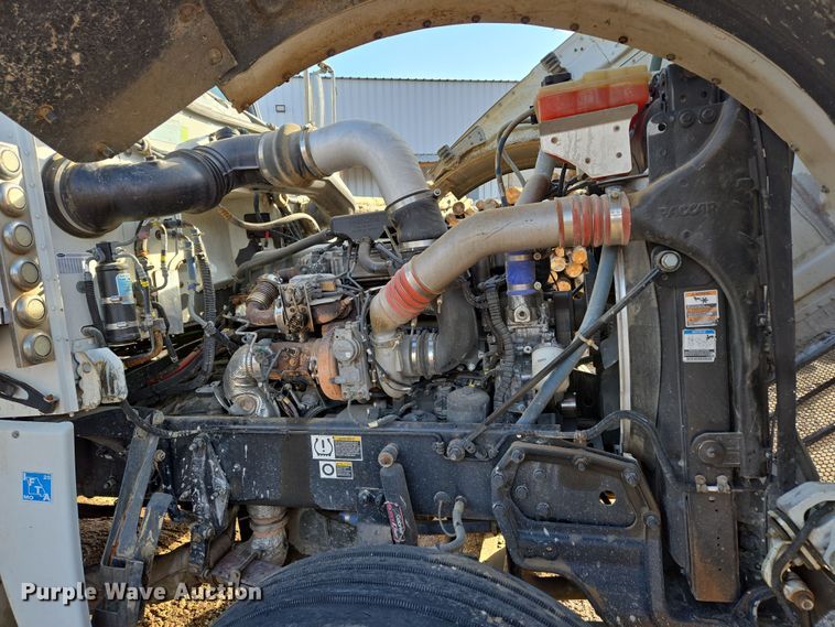 image for item DP6204 2017 Peterbilt MX-13 semi truck