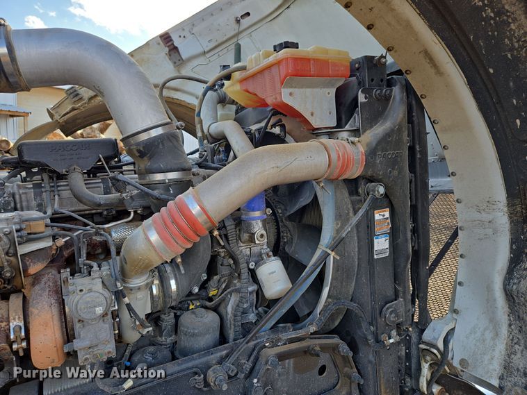 image for item DP6204 2017 Peterbilt MX-13 semi truck