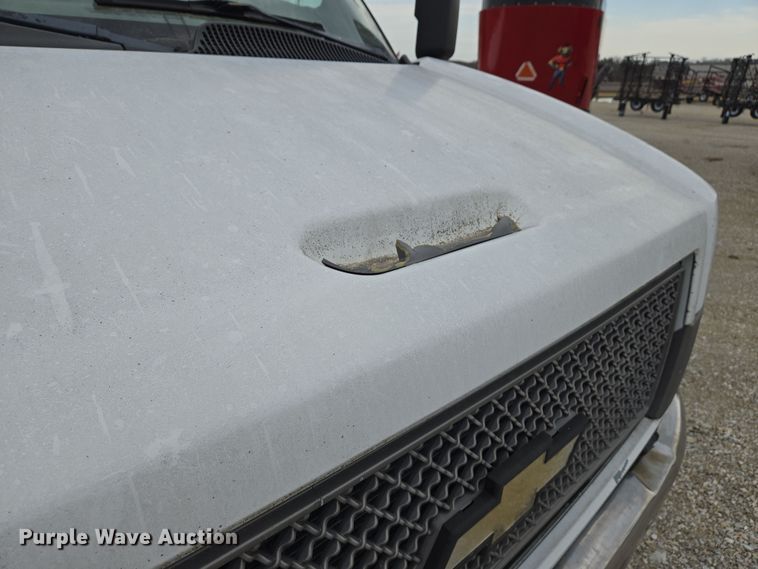 image for item DS5290 2003 Chevrolet C4500 dump truck