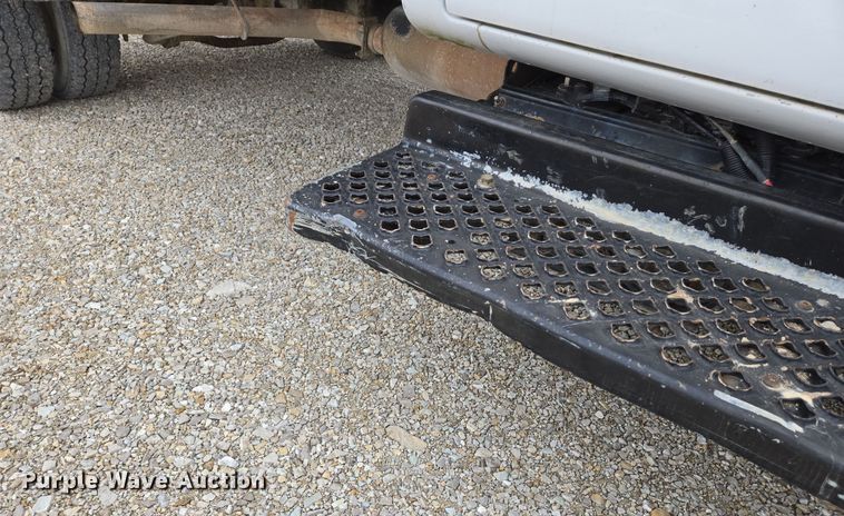 image for item DS5290 2003 Chevrolet C4500 dump truck