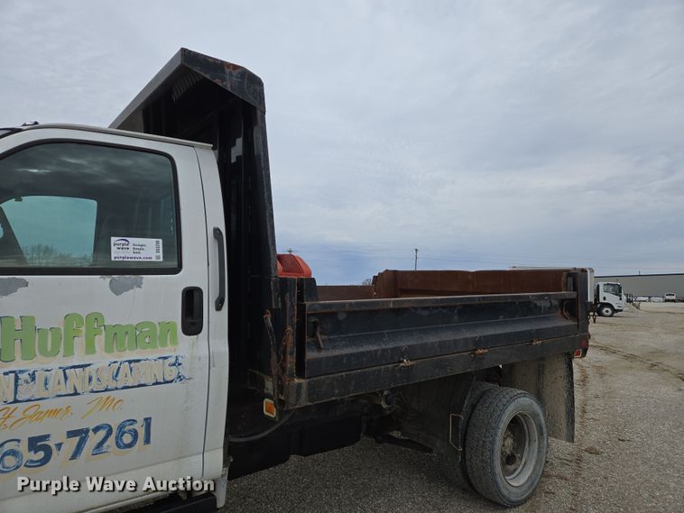 image for item DS5290 2003 Chevrolet C4500 dump truck