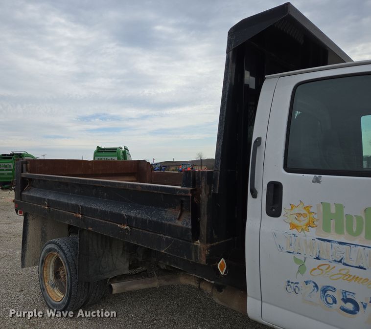 image for item DS5290 2003 Chevrolet C4500 dump truck