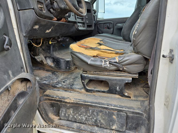 image for item DS5290 2003 Chevrolet C4500 dump truck