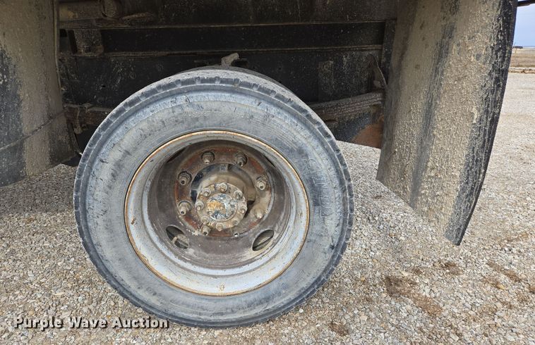 image for item DS5290 2003 Chevrolet C4500 dump truck